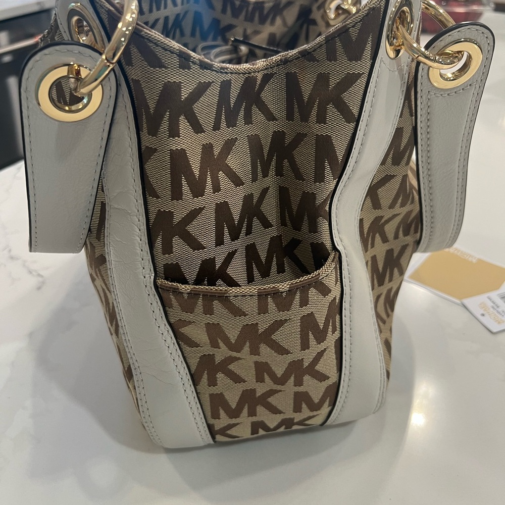 MICHAEL KORS Ludlow Shoulder Bag Signature Jacquard and Leather new with tags - Picture 15 of 16